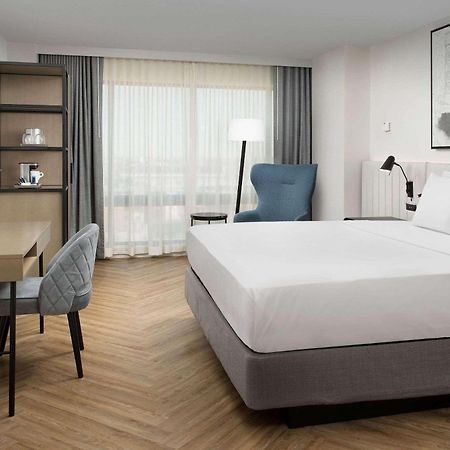 Radisson Hotel Fargo Esterno foto