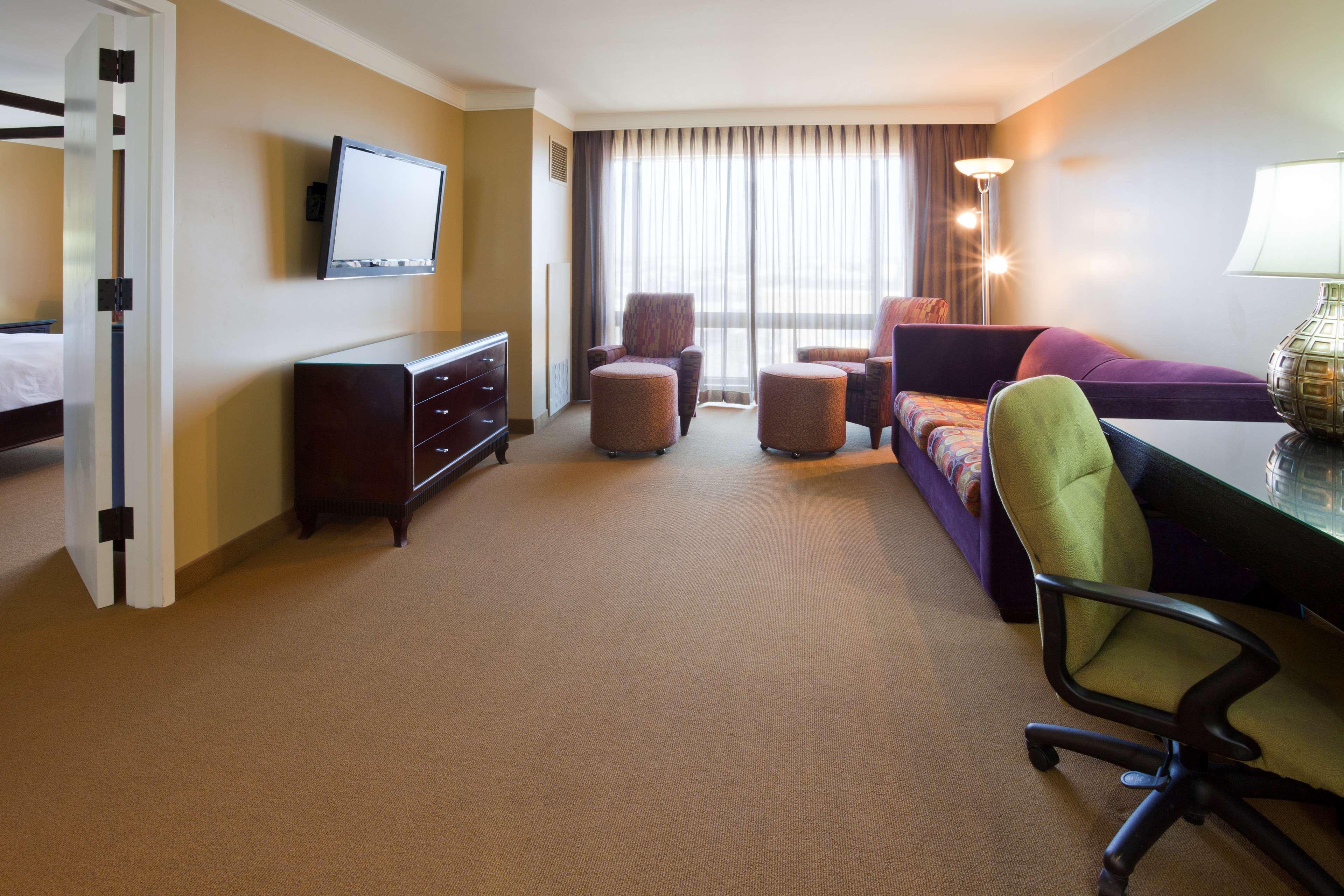 Radisson Hotel Fargo Esterno foto