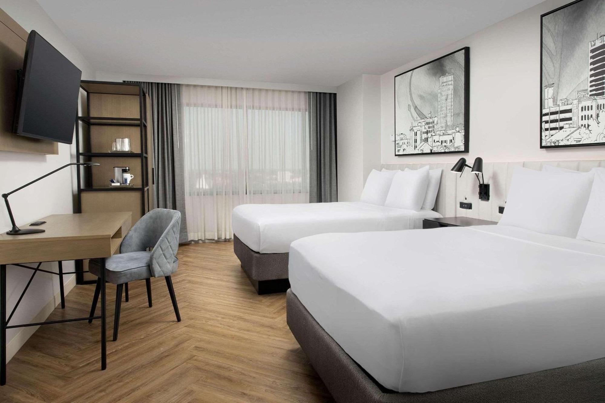 Radisson Hotel Fargo Esterno foto